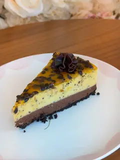 Torta de maracujá com chocolate — Fatia