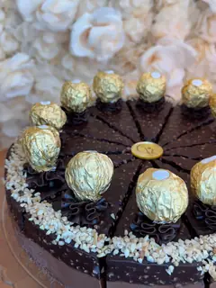 Torta Ferrero — Fatia